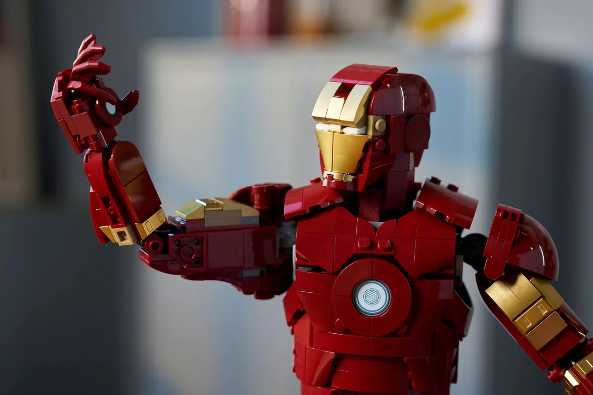 LEGO Iron Man Mark 3 Collectors' Edition (76344) - Bild 11