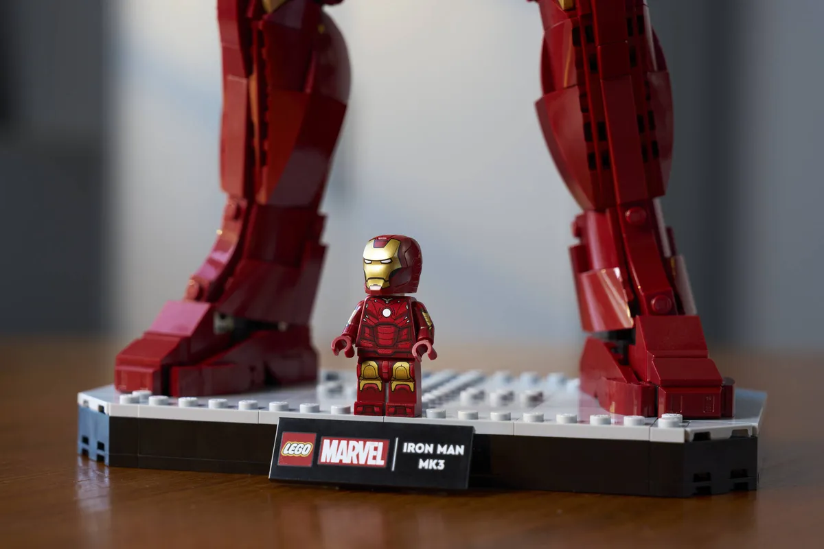 LEGO Iron Man Mark 3 Collectors' Edition (76344) - Bild 12