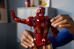 LEGO Iron Man Mark 3 Collectors' Edition (76344) - afbeelding 8