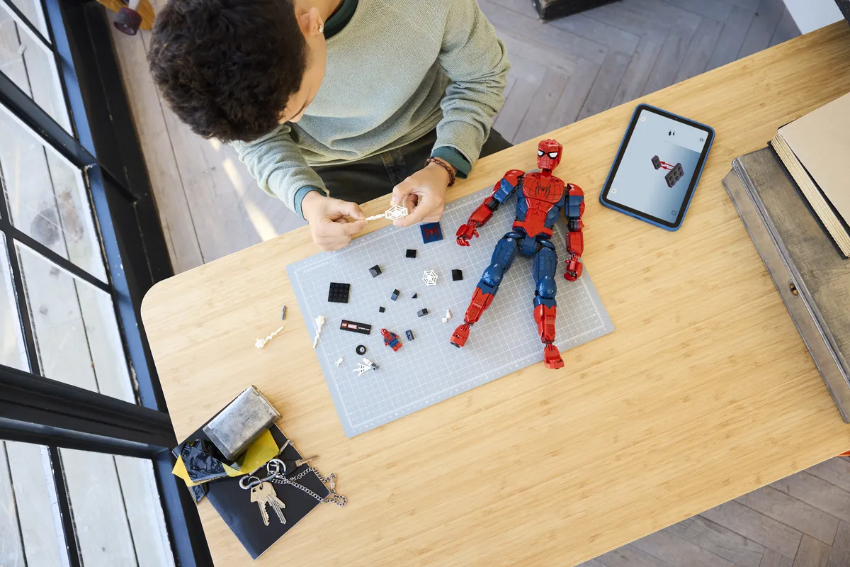 LEGO Spider-Man Hero Figure (76346) - Bild 5