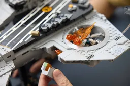 LEGO S.H.I.E.L.D. Helicarrier (76354) - afbeelding 12