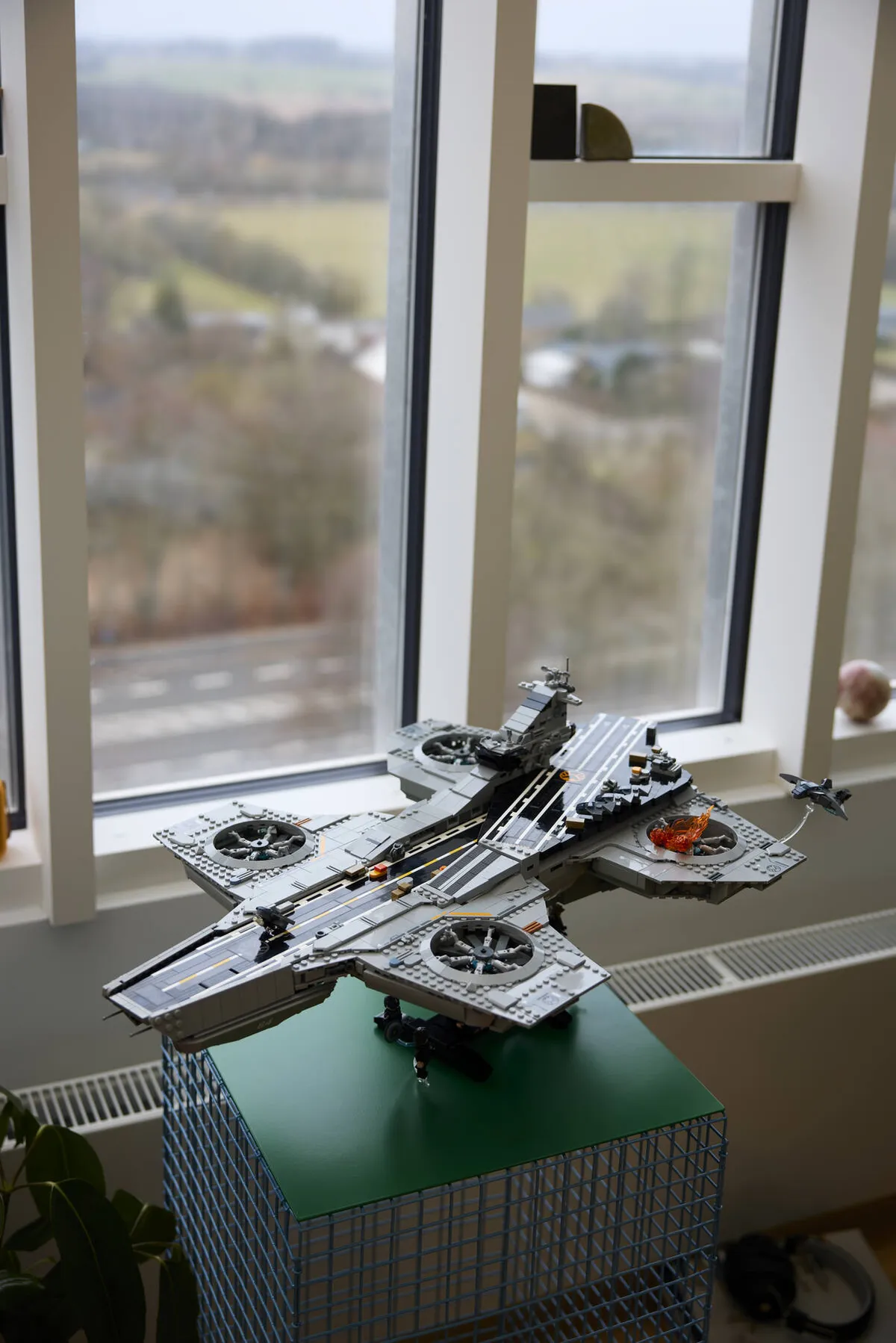 LEGO S.H.I.E.L.D. Helicarrier (76354) - image 18