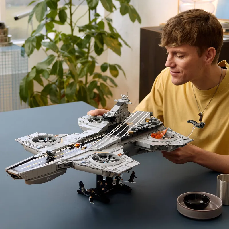 S.H.I.E.L.D. Helicarrier von LEGO – Produktfoto 8 von 21