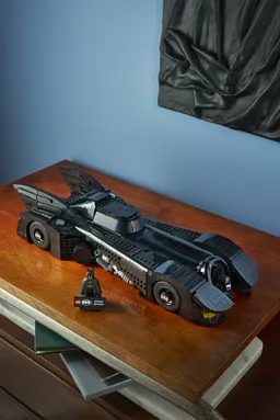 LEGO Batman Returns™ Batmobile™ (76355) - afbeelding 15