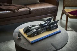 LEGO Batman Returns™ Batmobile™ (76355) - afbeelding 16