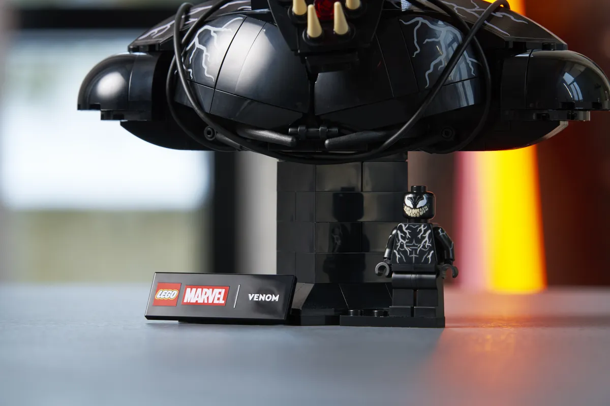 LEGO Venom Bust (76356) - Bild 15