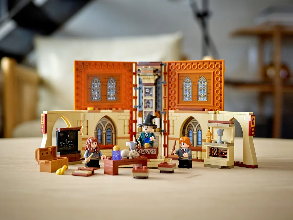 LEGO Hogwarts™ Moment: Transfiguration Class (76382) - Bild 12