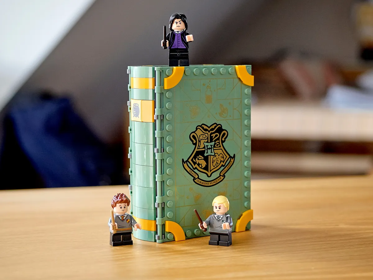 LEGO Hogwarts™ Moment: Potions Class (76383) - Bild 13