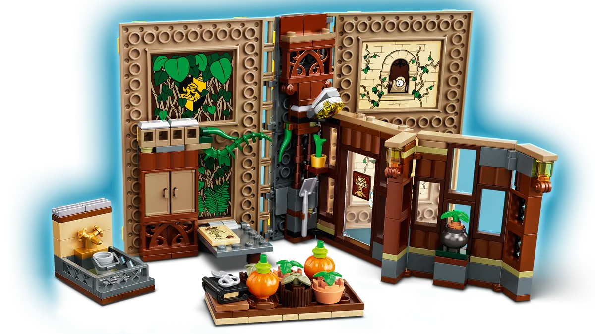 LEGO Hogwarts™ Moment: Herbology Class (76384) - image 2