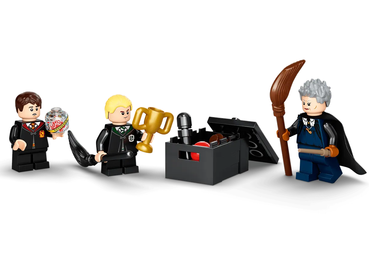 LEGO Hogwarts™: First Flying Lesson (76395) - Bild 1