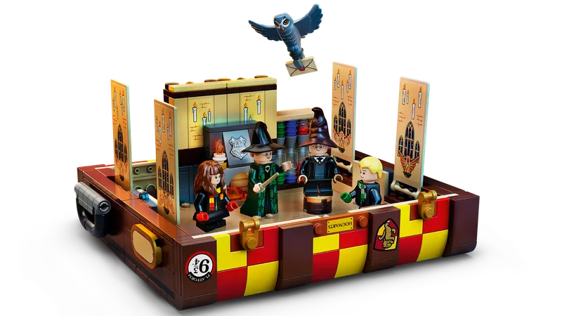 Hogwarts™ Magical Trunk de LEGO – photo du produit 3 sur 11