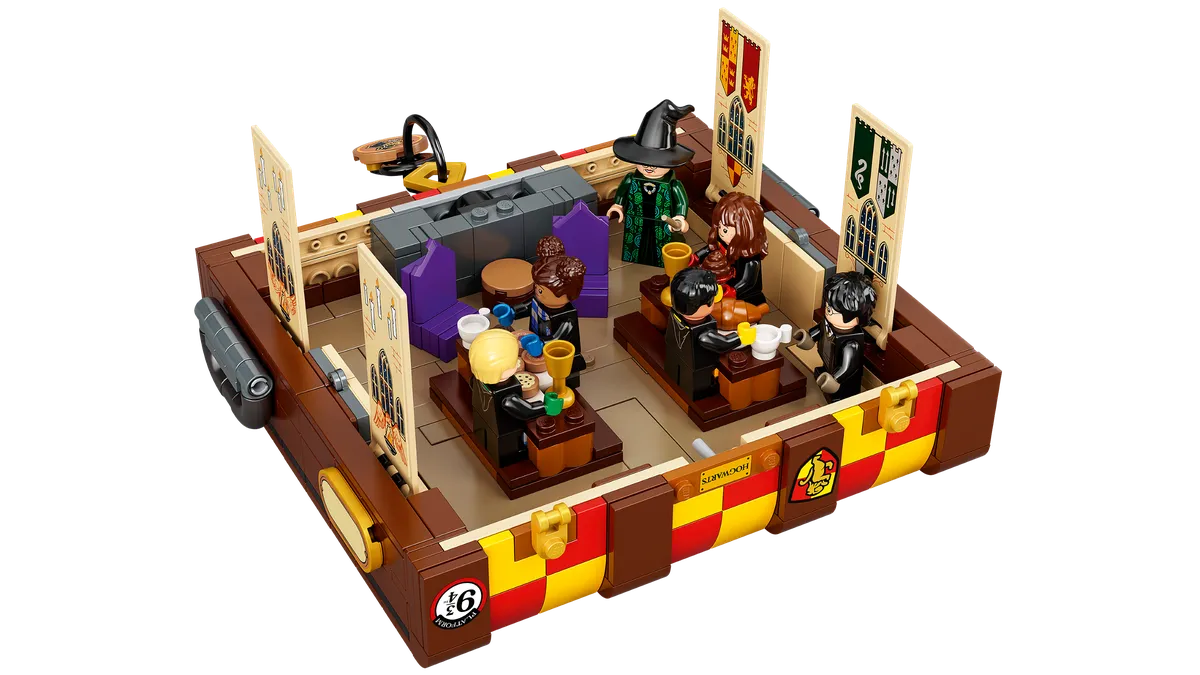 LEGO Hogwarts™ Magical Trunk (76399) - Bild 3
