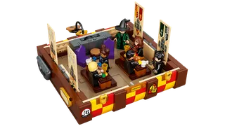 Hogwarts™ Magical Trunk de LEGO – photo du produit 4 sur 11