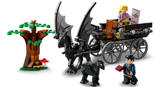 Hogwarts™ Carriage and Thestrals från LEGO – produktbild 3 av 8