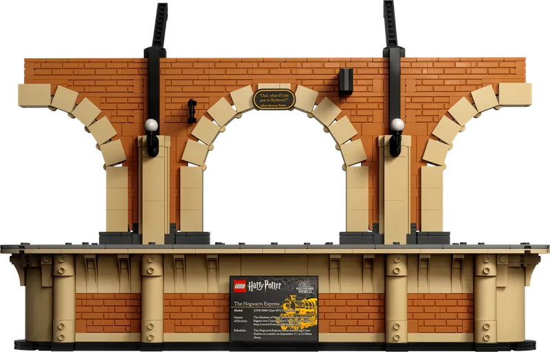 Hogwarts Express™ – Collectors' Edition by LEGO – product photo 11 of 17