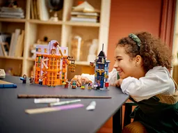 LEGO Diagon Alley™: Weasleys' Wizard Wheezes™ (76422) - image 6