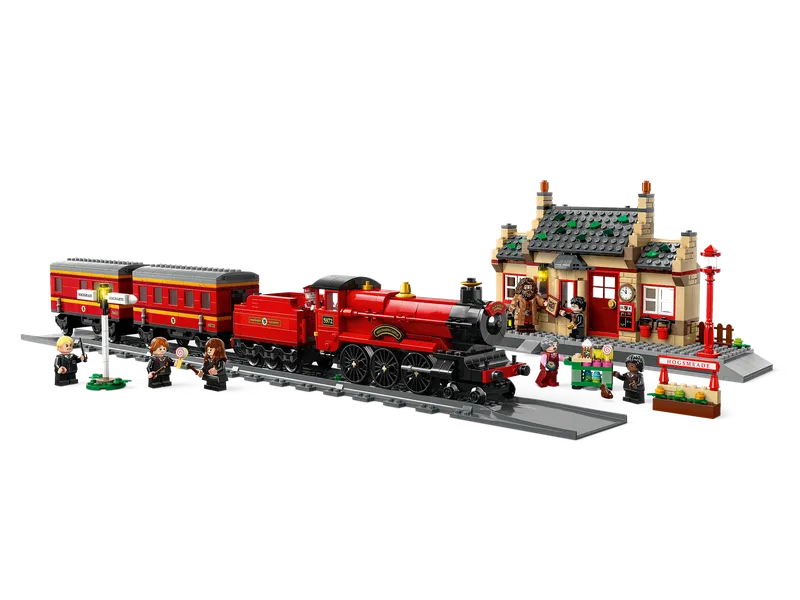 Hogwarts Express ™ Train Set with Hogsmeade Station™ by LEGO – product photo 3 of 9