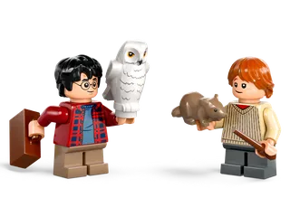 Flying Ford Anglia™ by LEGO – product photo 5 of 8