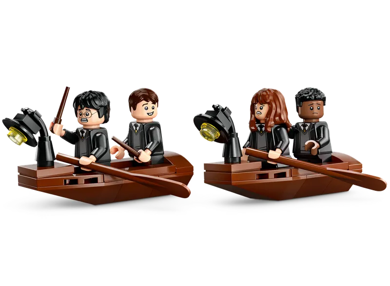 Hogwarts™ Castle Boathouse by LEGO – product photo 3 of 9