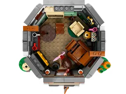 LEGO Hagrid's Hut: An Unexpected Visit (76428) - image 2