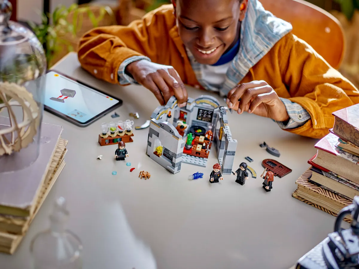 LEGO Hogwarts™ Castle: Potions Class (76431) - afbeelding 6