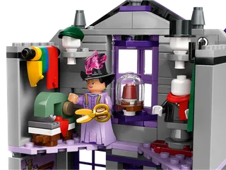 Ollivanders™ & Madam Malkin's Robes by LEGO – product photo 4 of 11