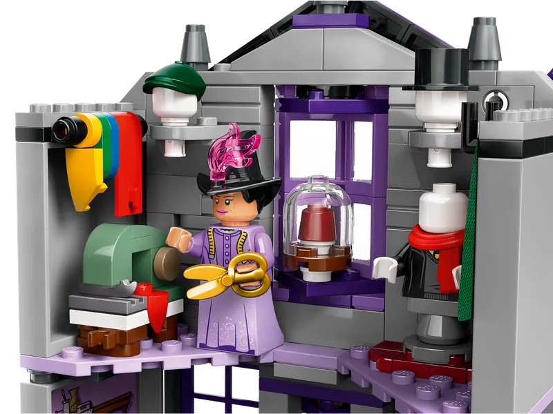 Ollivanders™ & Madam Malkin's Robes by LEGO – product photo 4 of 11