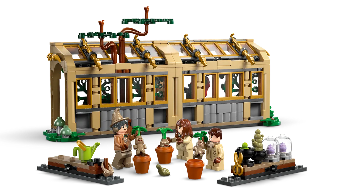 LEGO Hogwarts™ Castle: Herbology Class (76445) - Bild 1