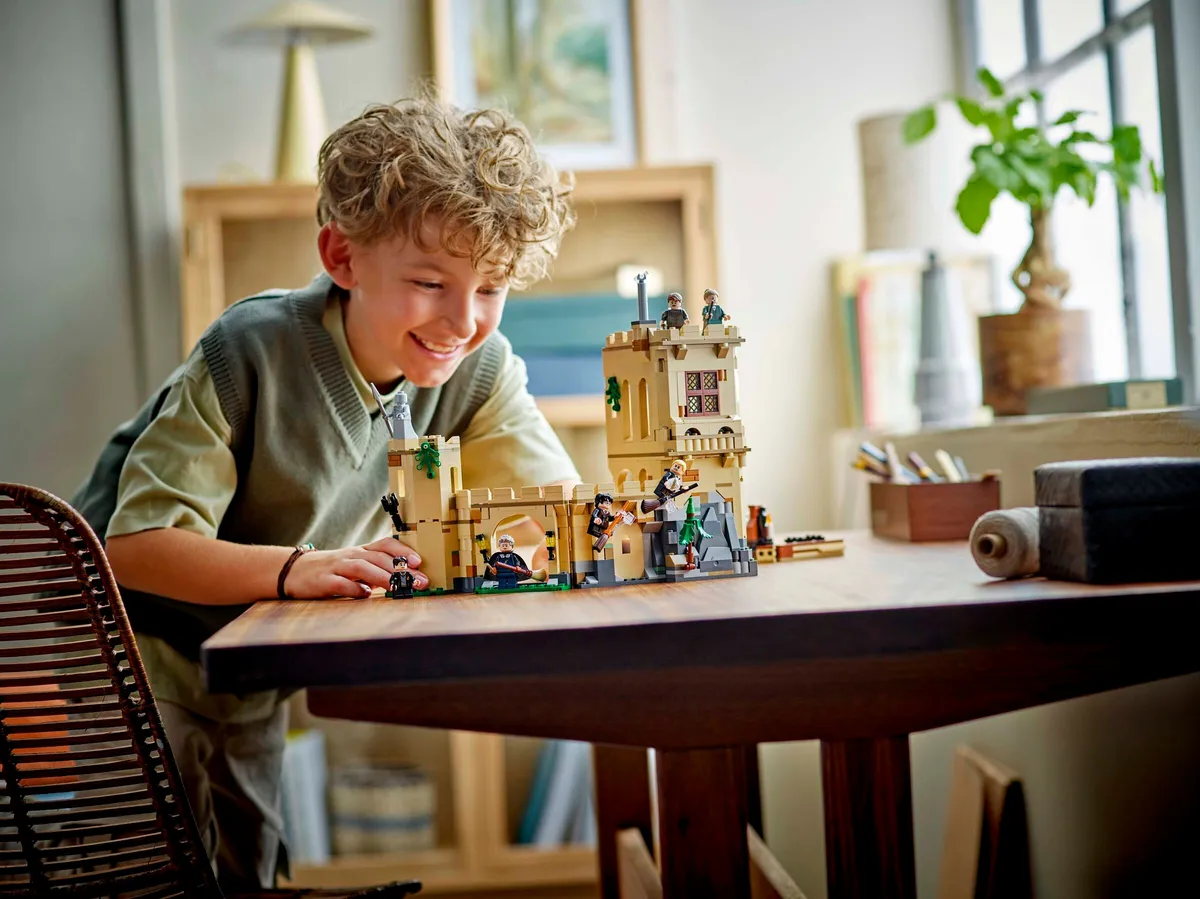 LEGO Hogwarts™ Castle: Flying Lessons (76447) - Bild 7