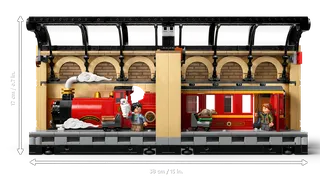 Book Nook: Hogwarts™ Express by LEGO – product photo 4 of 15