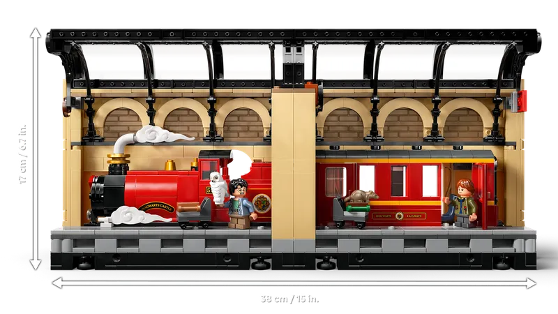 Book Nook: Hogwarts™ Express by LEGO – product photo 4 of 15