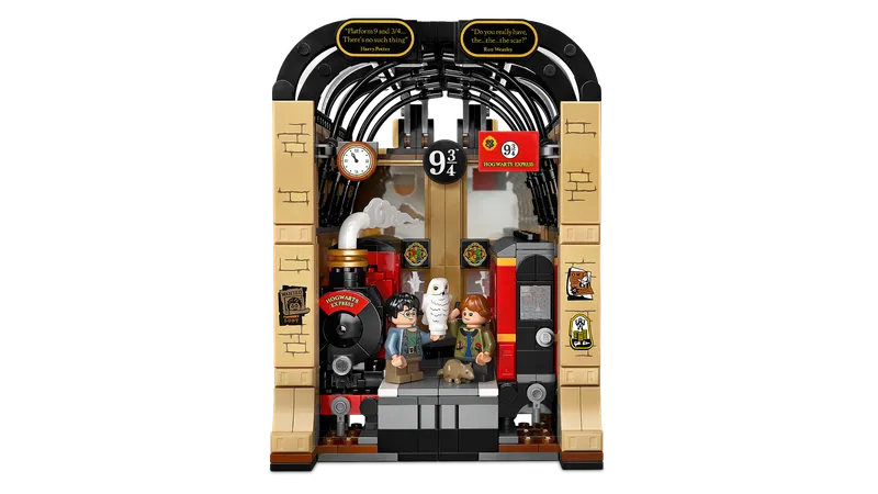 Book Nook: Hogwarts™ Express by LEGO – product photo 5 of 15