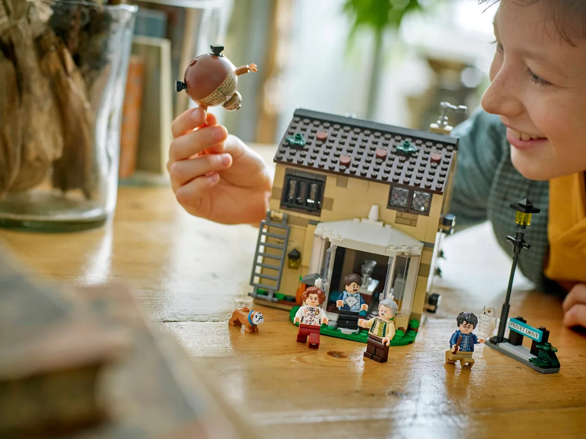 LEGO Privet Drive: Aunt Marge's Visit (76451) - Bild 10