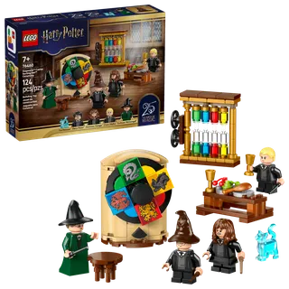Hogwarts™ Castle: Sorting Hat™ Ceremony från LEGO – produktbild 2 av 10