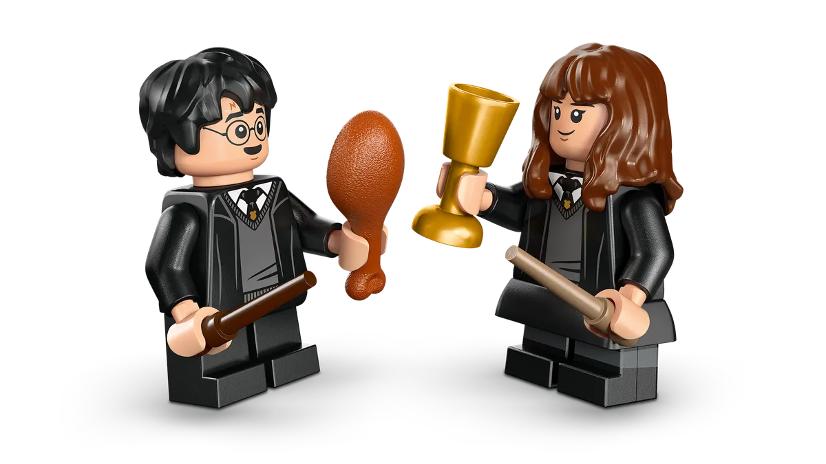 LEGO Hogwarts™ Castle: Sorting Hat™ Ceremony (76460) - Bild 2