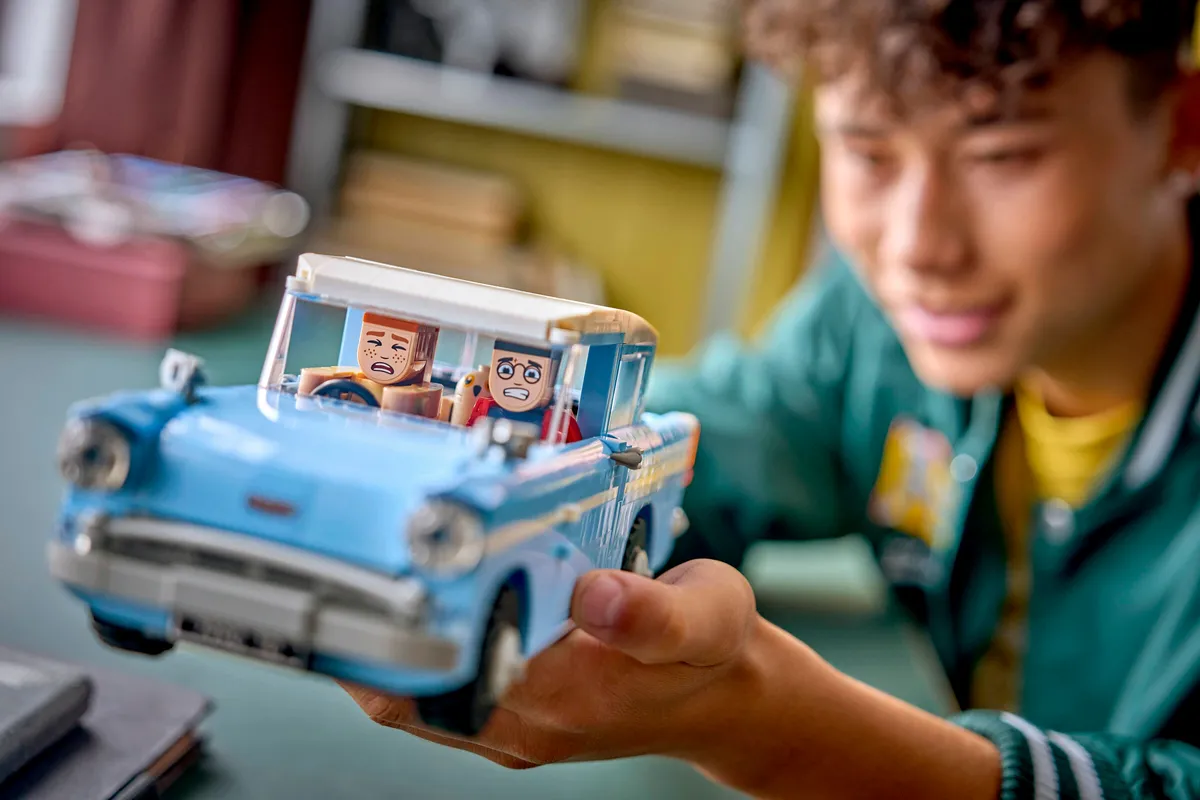 LEGO Enchanted Flying Ford Anglia™ (76470) - Bild 7