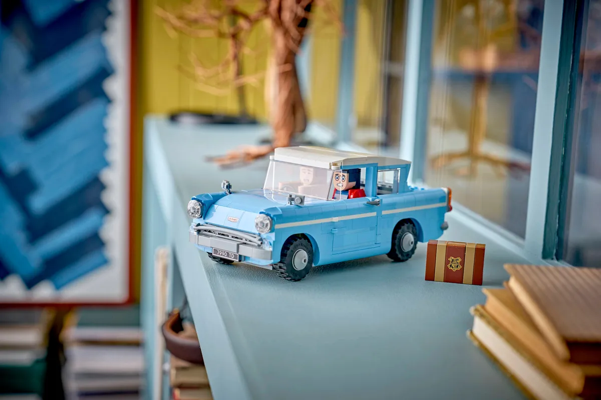 LEGO Enchanted Flying Ford Anglia™ (76470) - Bild 8