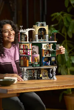 LEGO The Ministry of Magic™ – Collectors' Edition (76476) - image 11