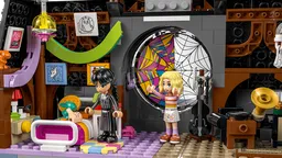 LEGO Wednesday & Enid's Dorm Room (76781) - Bild 4