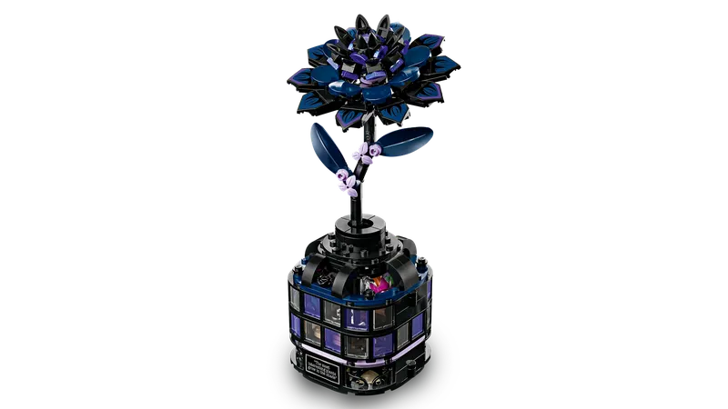 Black Dahlia Flower by LEGO – product photo 3 of 11