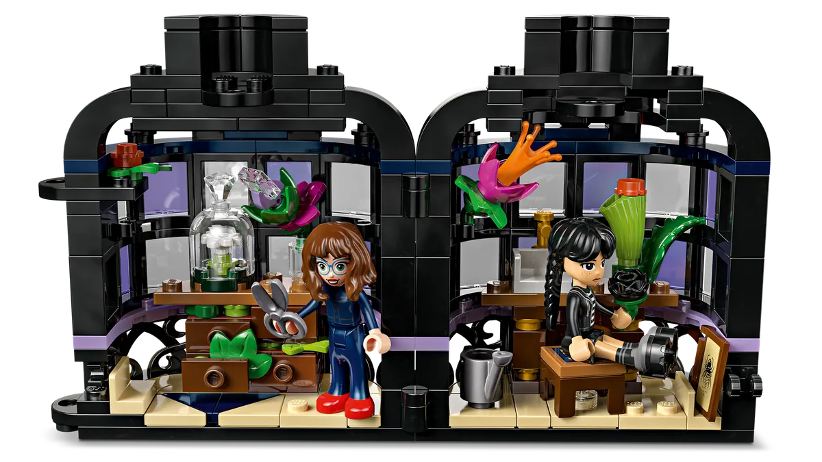 LEGO Black Dahlia Flower (76784) - image 3