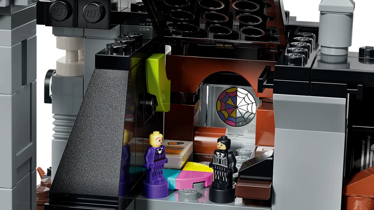 LEGO Nevermore Academy (76788) - Bild 4
