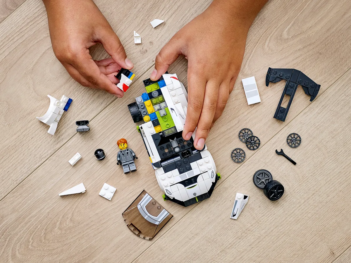 LEGO Koenigsegg Jesko (76900) - Bild 7