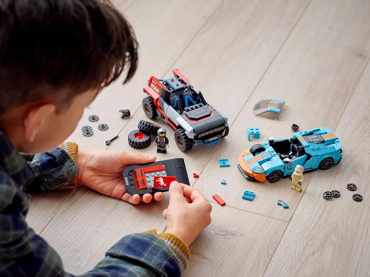 LEGO Ford GT Heritage Edition and Bronco R (76905) - Bild 9