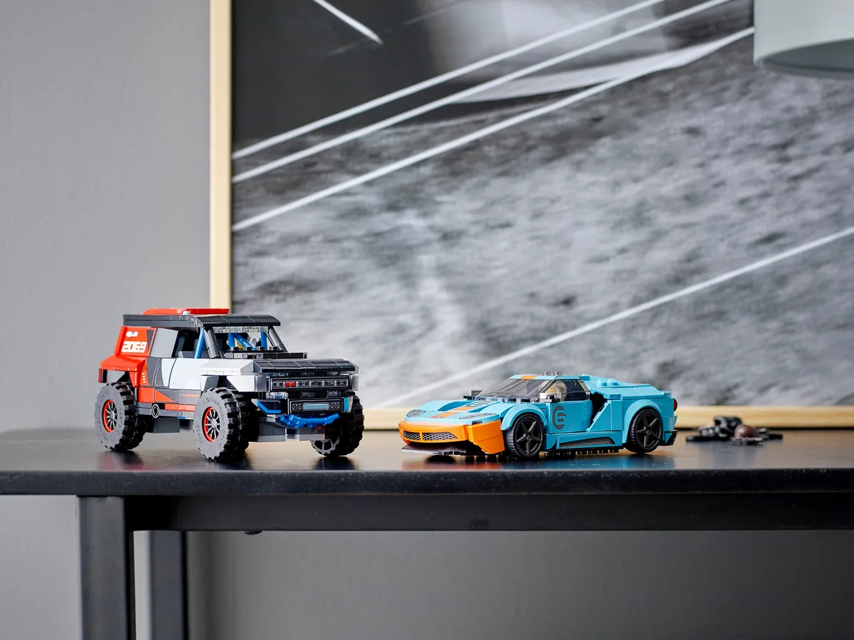 LEGO Ford GT Heritage Edition and Bronco R (76905) - Bild 11