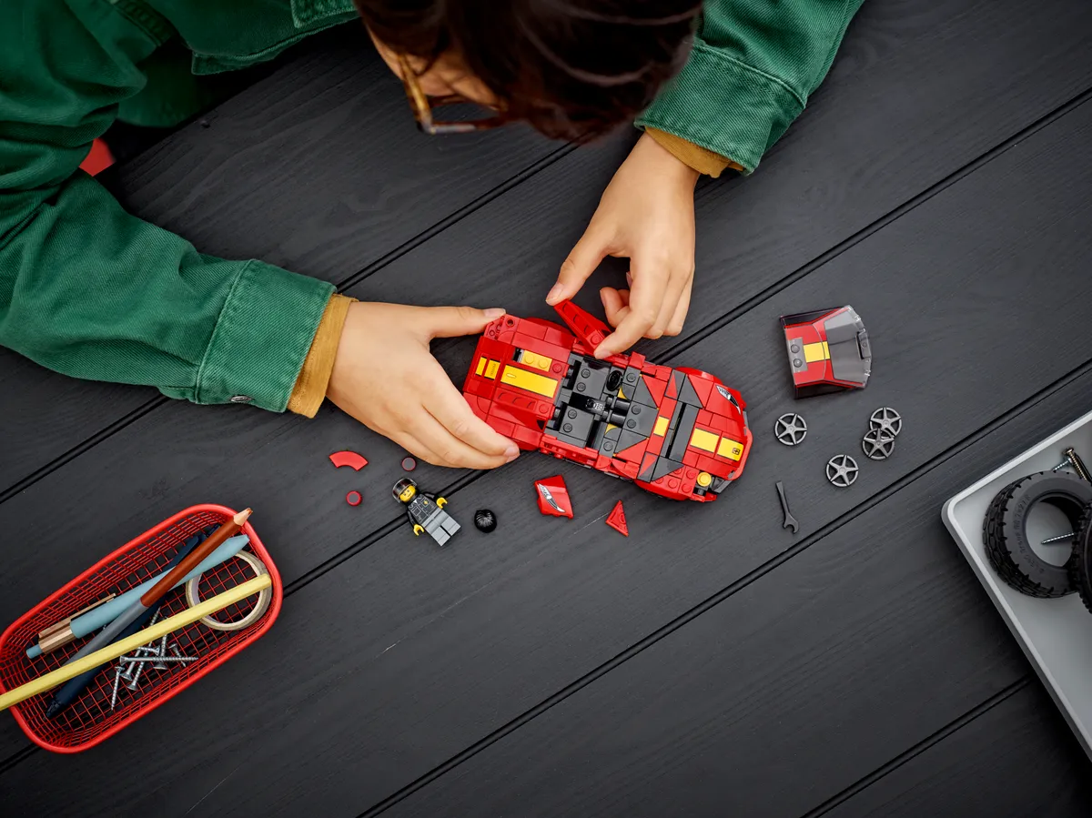 LEGO Ferrari 812 Competizione (76914) - Bild 7