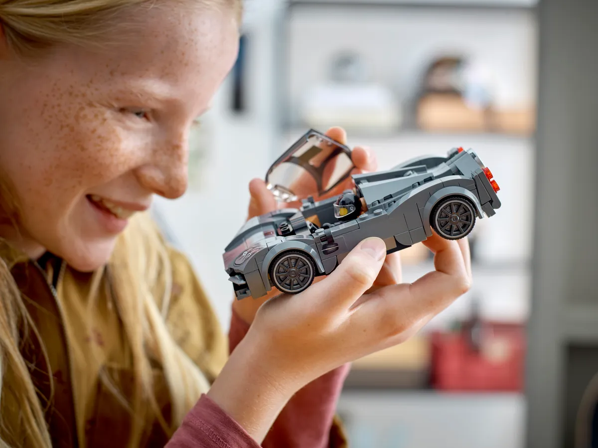 LEGO Pagani Utopia (76915) - Bild 6