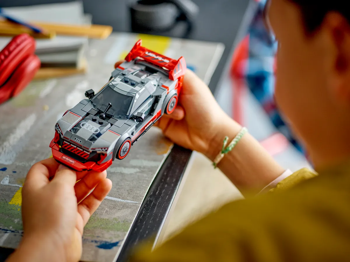 LEGO Audi S1 e-tron quattro Race Car (76921) - Bild 5