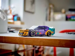 LEGO NASCAR® Next Gen Chevrolet Camaro ZL1 (76935) - afbeelding 9