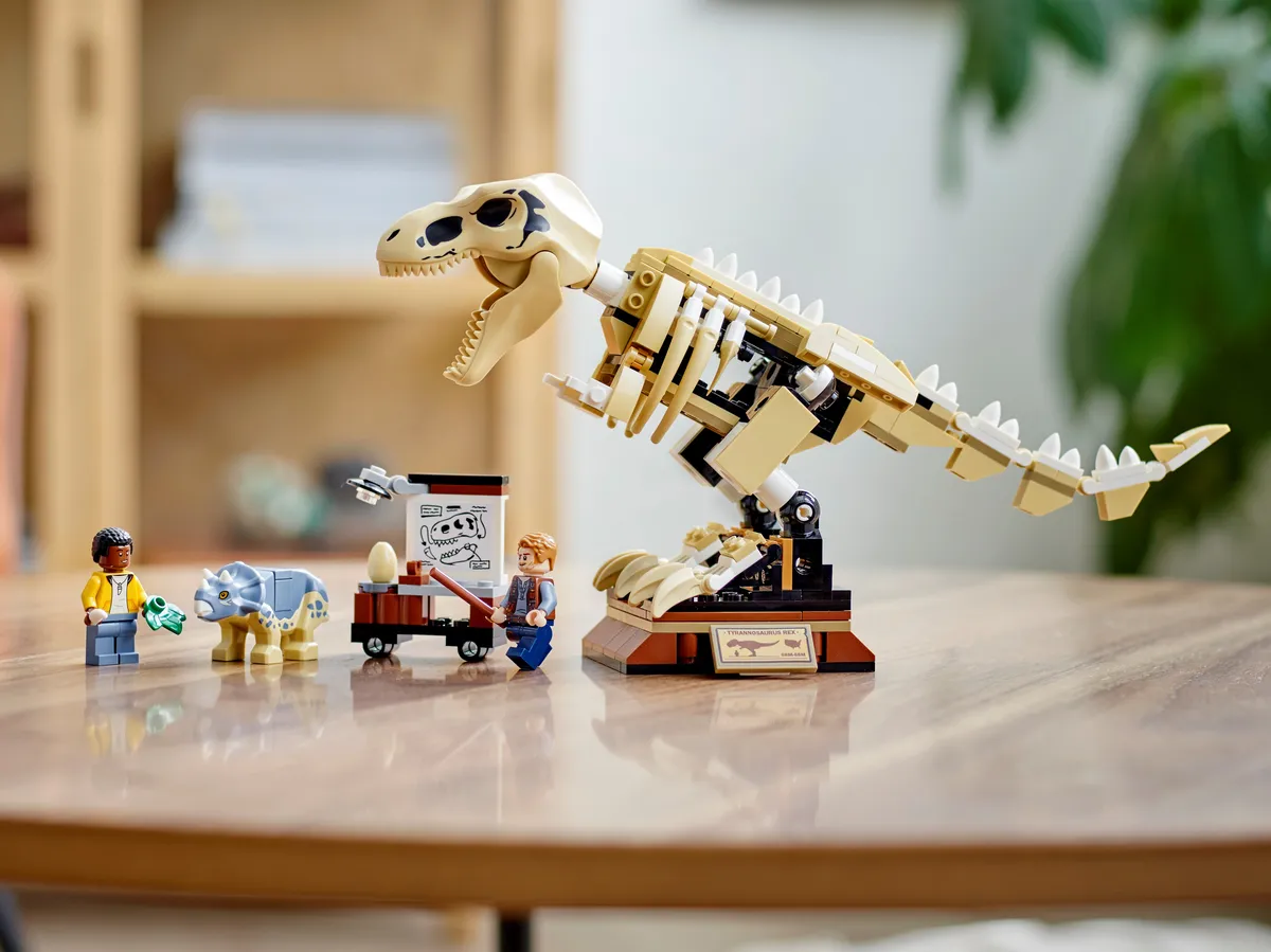 LEGO T. rex Dinosaur Fossil Exhibition (76940) - Bild 12